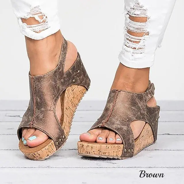 Stylish Chic Peep Toe Wedge Heels: Step Up Your Fashion Game