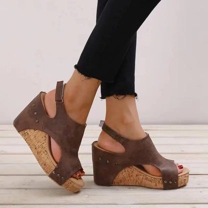 Chic Retro Comfort Heels